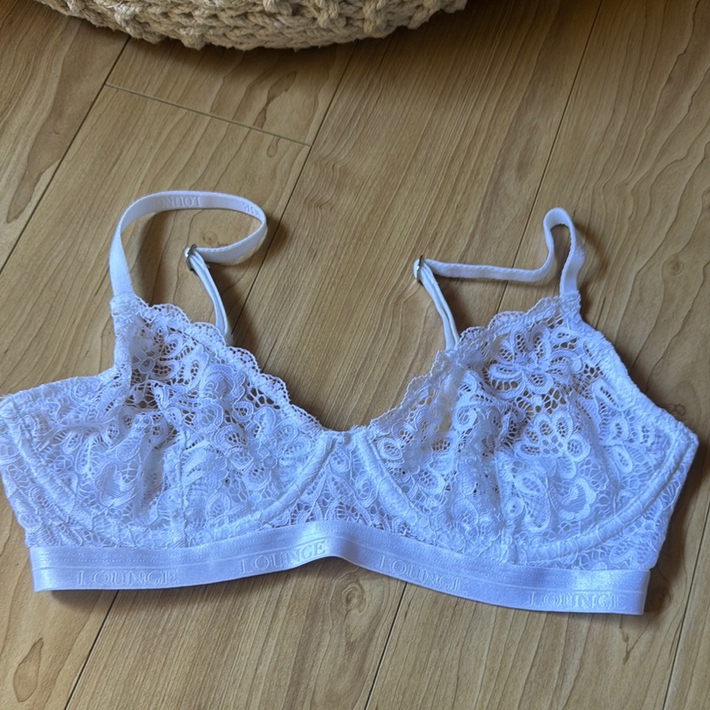 LOUNGE BALCONY BRA